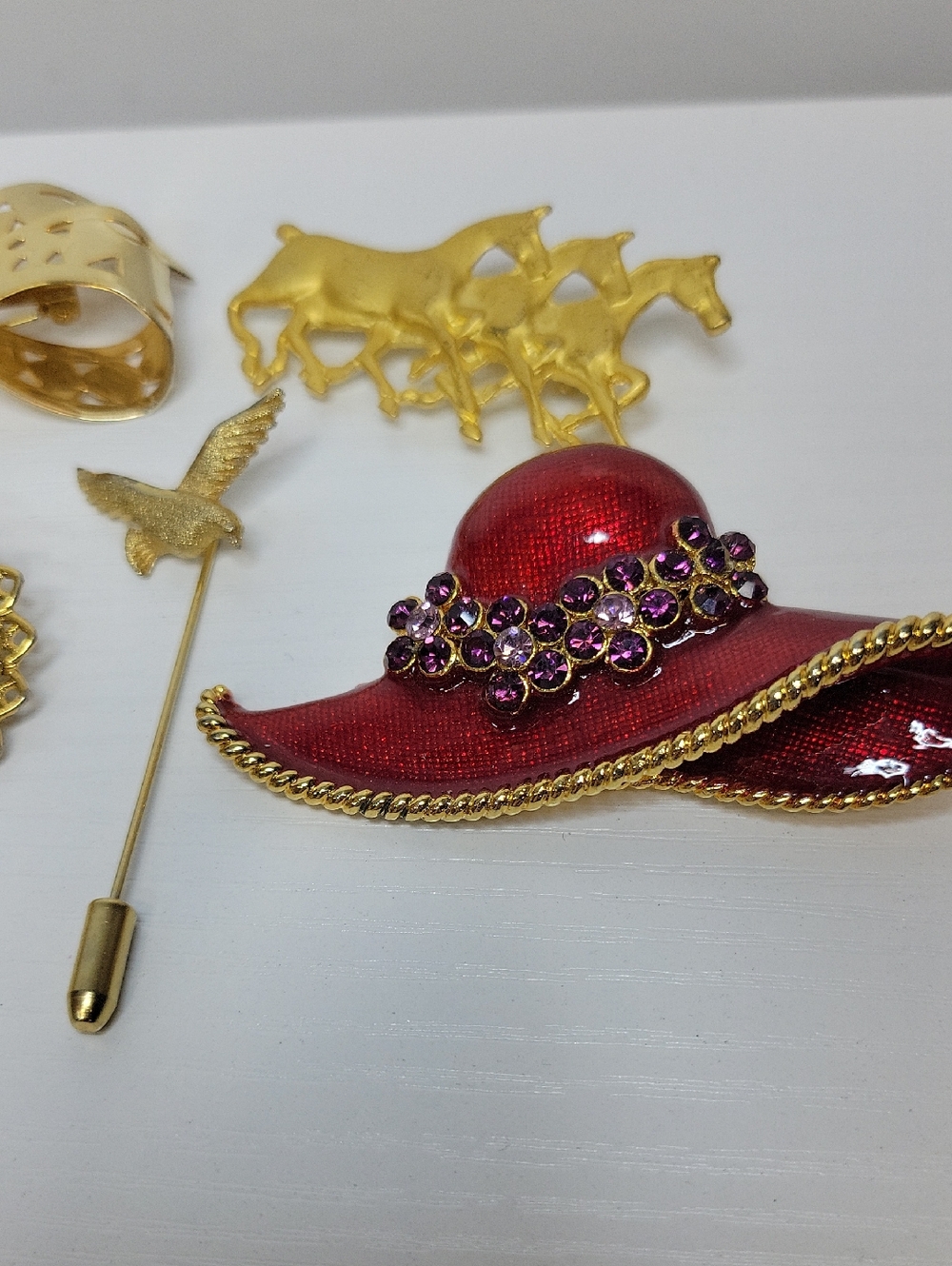 Vintage Brooch Bundle - Picture 3 of 5